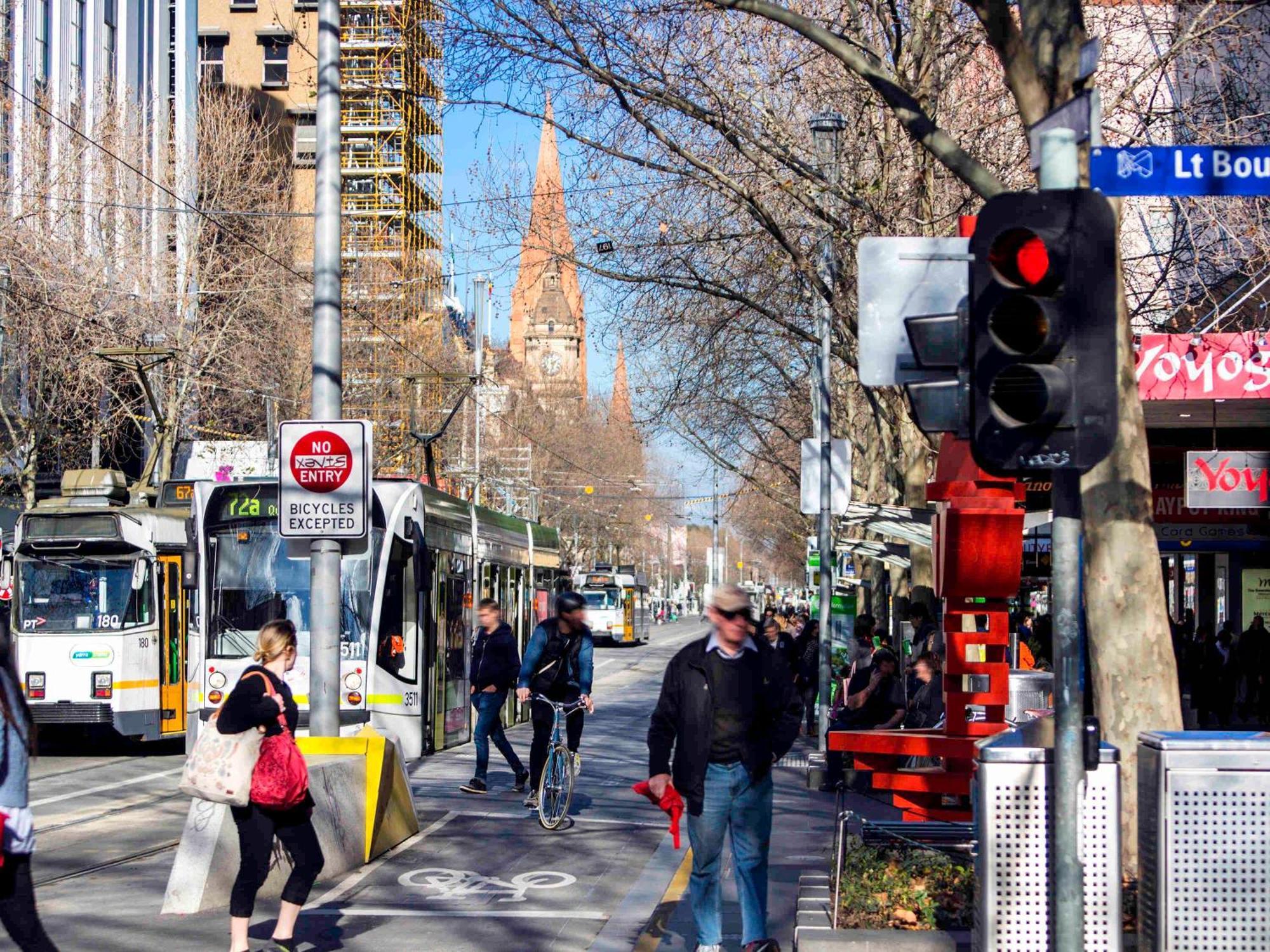 Pullman Melbourne City Centre Exterior foto The Melbourne CBD is the most densely populated area in Australia.